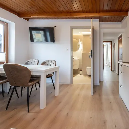 Gabrysia & Basen Letni 3* Bukowina Tatrzańska